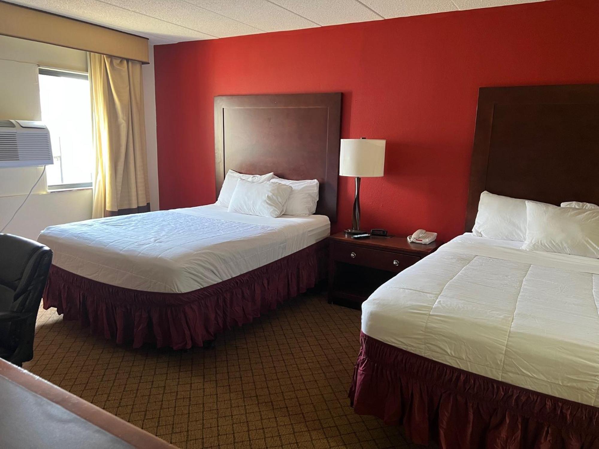 Clarion Hotel Lansing Exterior foto